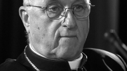 Bp Bronisław Dembowski. Fot. PAP/T. Gzell