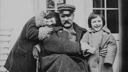 Kadr z filmu „Sztandar wolności” w reż. Ryszarda Ordyńskiego. Źródło: Filmoteka Narodowa - Instytut Audiowizualny