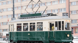 Łódź, 16.12.2018. Tramwaj Lilpop III. Fot. PAP/G. Michałowski