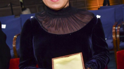 Olga Tokarczuk po odebraniu Nagrody Nobla. Fot. PAP/EPA/J. Ekstromer