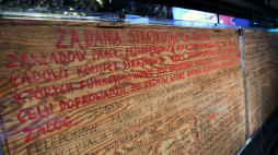 dańsk, 06.12.2019. Tablice 21 Postulatów na wystawie stałej Europejskiego Centrum Solidarności. PAP/A. Warżawa