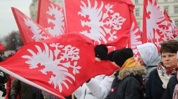 Obchody 101. rocznicy wybuchu Powstania Wielkopolskiego przed Grobem Nieznanego Żołnierza w Warszawie. Fot. PAP/W. Olkuśnik