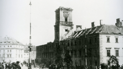 Warszawa, 1939. Zbombardowany Zamek Królewski. Fot. PAP-Archiwum