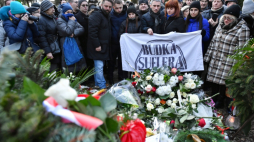 Lublin, 12.02.2020. Uroczystości pogrzebowe współtwórcy Budki Suflera Romualda Lipki, 12 bm. na cmentarzu przy ul. Lipowej w Lublinie. Romuald Lipko zmarł w nocy z 6 na 7 bm. Miał 69 lat. Fot. PAP/W. Jargiło