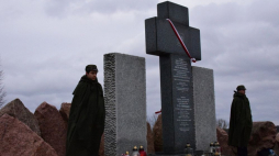 Obchody 76. rocznicy zbrodni w Hucie Pieniackiej. Źródło: Urząd do Spraw Kombatantów i Osób Represjonowanych