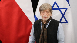 Warszawa, 12.02.2020. Były ambasador Izraela w Polsce Szewach Weiss podczas spotkania Polsko-Izraelskiej Grupy Parlamentarnej pt. „Tak blisko – tak daleko. Jak budować dialog i współpracę polsko-izraelską?” w Senacie. Fot. PAP/M. Marek