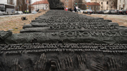 Pomnik Poległym i Pomordowanym na Wschodzie w Warszawie. Fot. PAP/P. Nowak