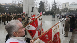 Uroczystości przy Pomniku Armii Krajowej i Polskiego Państwa Podziemnego z okazji obchodów 78. rocznicy przekształcenia Związku Walki Zbrojnej w Armię Krajową oraz 77. rocznicy utworzenia Kierownictwa Dywersji Komendy Głównej AK. Fot. PAP/T. Gzell