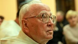 O. Jerzy Tomziński. 2013 r. Fot. PAP/W. Deska