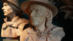 Zakopane 26.07.2014. Wnętrze zbudowanej w latach 1892-1893 wg. projektu Stanisława Witkiewicza Willi Koliba - pierwszego budynku w stylu zakopiańskim. Fot. PAP/G. Momot