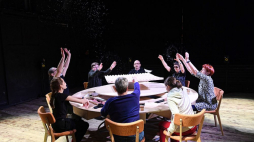 Próba spektaklu „Rozbitkowie” na podstawie „Burzy” Williama Szekspira w Teatrze Ludowym w Krakowie. Fot. PAP/J. Bednarczyk