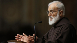 O. Raniero Cantalamessa. 2018 r. Fot. PAP/EPA