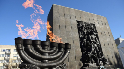 Pomnik Bohaterów Getta w Warszawie. Fot. PAP/R. Pietruszka