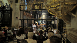 Częstochowa, Jasna Góra, 05.07.2017. Kaplica Cudownego Obrazu Matki Bożej Częstochowskiej. PAP/P. Piątkowski