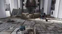 Gdańsk, 19.03.2020. Prace renowacyjne posadzki w Bazylice Mariackiej w Gdańsku. Fot. PAP/A. Warżawa