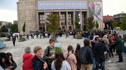 Kraków, 17.05.2019. Kolejka do Muzeum Narodowego w Krakowie.  PAP/J. Bednarczyk