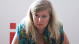  Warszawa, 13.09.2018. Kuratorka projektu Hanna Radziejowska podczas śniadania prasowego Instytutu Pileckiego nt. polsko-niemiecko-izraelskiego projektu "Ćwiczenie nowoczesności/Exercising modernity/Modernitaet Ueben". PAP/T. Gzell