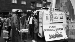 Szczecin 1989. Wybory do Sejmu i Senatu - I tura. Dokładna data nieznana. Fot. PAP/J. Undro