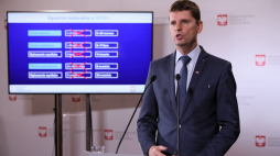 Warszawa, 08.06.2020. Minister edukacji narodowej Dariusz Piontkowski podczas konferencji prasowej dotyczącej egzaminu maturalnego.  PAP/L. Szymański