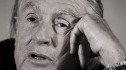 Bydgoszcz 03.12.2010 Joel Schumacher podczas spotkania na XVIII Międzynarodowy Festiwal Sztuki Autorów Zdjęć Filmowych - Plus Camerimage 2010. PAP/T. Żmijewski