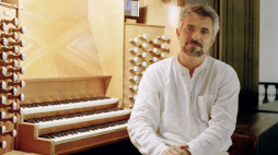 Piotr Rachoń, uczestnik 27. Międzynarodowego Festiwalu Muzyki Organowej „Organy Archikatedry”. Źródło: www.kapitula.org