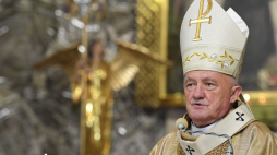 Metropolita warszawski, kardynał Kazimierz Nycz przewodniczy mszy świętej w ramach obchodów 100. rocznicy Bitwy Warszawskiej 1920 roku. Fot. PAP/R. Pietruszka