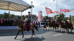 Warszawa, 15.08.2018. Wielka Defilada Niepodległości na Wislostradzie. Fot. PAP/J. Turczyk