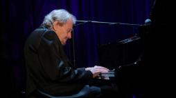 Pianista Adam Makowicz. Fot. PAP/W. Olkuśnik 