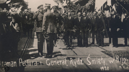 Powitanie na dworcu w Kijowie atamana S. Petlury przez gen. E. Śmigłego-Rydza. 10.05.1920. Źródło: CAW