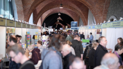 Warszawa, 04.04.2019. XXV Targi Wydawnictw Katolickich w Arkadach Kubickiego na Zamku Królewskim w Warszawie. Fot. PAP/M. Obara