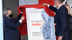 Wiceprezes Rady Ministrów, minister kultury i dziedzictwa narodowego Piotr Gliński (L) podczas posiedzenia Zarządu Regionu Gdańskiego NSZZ "Solidarność" w Sali BHP w Gdańsku. Fot. PAP/A. Warżawa
