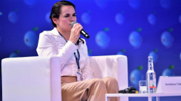 Karpacz, 09.09.2020. Liderka białoruskiej opozycji Swiatłana Cichanouska podczas drugiego dnia Forum Ekonomicznego 2020 w Karpaczu. Fot. PAP/M. Kulczyński