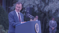 George H. W. Bush. Fot. PAP/J. Bogacz