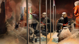 Wystawa „Pradzieje Wielkopolski” w poznańskim Muzeum Archeologicznym. Fot. PAP/B. Borowiak