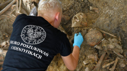 Prace archeologiczne prowadzone przez IPN na terenie byłego więzienia przy ul. Rakowieckiej w Warszawie. 2018 r. Fot. PAP/M. Kmieciński