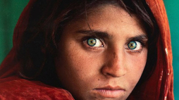 Steve McCurry (ur. 1950 r.) Afghan Girl, 1984