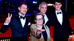 Berlin 2020-02-27. Agnieszka Holland oraz Ivan Trojan, Juraj Loj i Josef Trojan. Fot. PAP/EPA