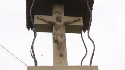 Przydrożna kapliczka w Stanisławiu Dolnym. Źródło: Tomasz Baluś