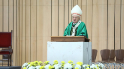 Metropolita warszawski kardynał Kazimierz Nycz przewodniczy mszy św. sprawowanej w intencji darczyńców Fundacji Dzieło Nowego Tysiąclecia, w Świątyni Opatrzności Bożej. Warszawa, 11.10.2020. Fot. PAP/R. Guz