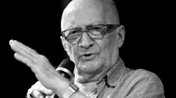 Przemyśl, 09.06.2019. Wojciech Pszoniak podczas spotkania z czytelnikami w ramach 13. Bieszczadzkiego Lata z Książką.  PAP/D. Delmanowicz