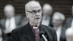 Katowice, 05.01.2017. Biskup Senior Kościoła Ewangelicko-Augsburskiego w Polsce Jan Szarek. Fot. PAP/A. Grygiel