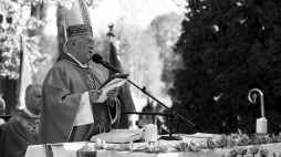 Bp Józef Zawitkowski. Fot. PAP/T. Gzell