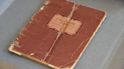 Okładka zeszytu Bożeny Janiny Zdunek. Fot. Łukasz Lipiński