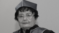 Gdańsk, 2007-02-22. Prof. dr.hab. Maria Bogucka podczas uroczystości wręczenia doktoratu h.c. Uniwersytetu Gdańskiego. Fot.S. Kraszewski