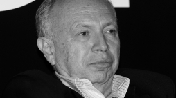 Warszawa 29.09.2010 Dyrygent Gabriel Chmura.  PAP/A. Rybczyński