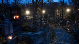 Akcja „Światełko dla Rossy” w Wilnie. 01.11.2020. Fot. PAP/V. Doveiko