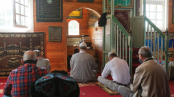 Bohoniki, 31.07.2020. Obchody w meczecie w Bohonikach (gm. Sokółka) muzułumańskiego Święta Ofiarowania Kurban Bajram (Eid Al-Adha). Fot. PAP/A. Reszko
