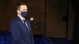 Warszawa, 27.01.2021. Prezydent Warszawy Rafał Trzaskowski podczas konferencji prasowej. Fot. R. Guz