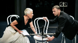 Ewa Telega i Grzegorz Damięcki. Fragment spektaklu „Demon teatru”. Źródło: Teatr Ateneum im. Stefana Jaracza