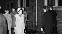 Strajk w Zakładach Przemysłu Bawełnianego im. Juliana Marchlewskiego. Łódź, 10.02.1971. Fot. PAP/CAF/W. Rozmysłowicz